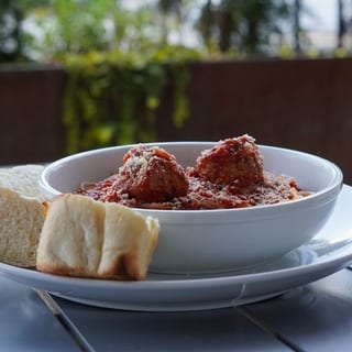 Kids Spaghetti & Meatballs